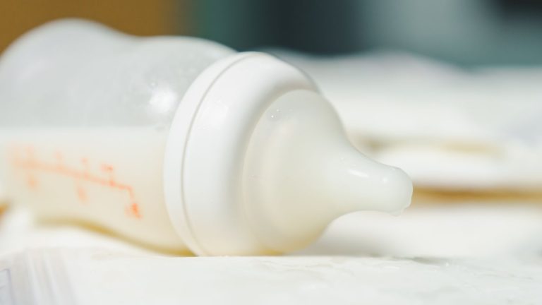 Does Breast Milk Attract Ants? What Nursing Moms Need To Know