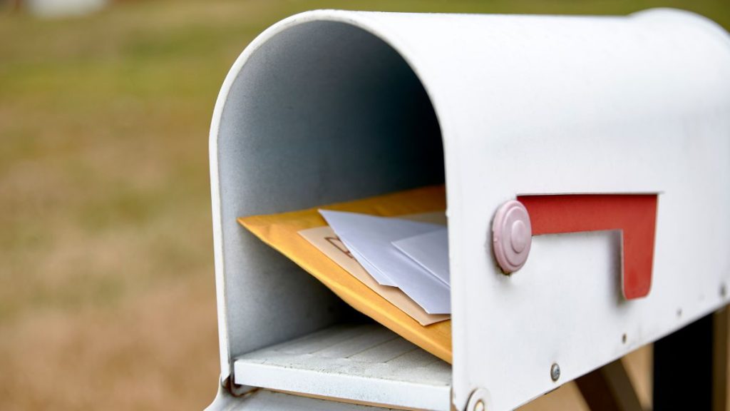 Eliminating Existing Ant Colonies in your mailbox